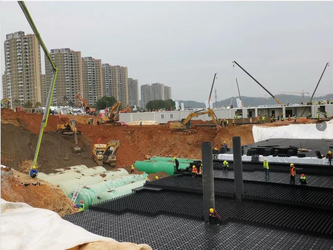 火神山医院启用后 医疗废水是怎么处理的？让我们现场看看它的污水处理站